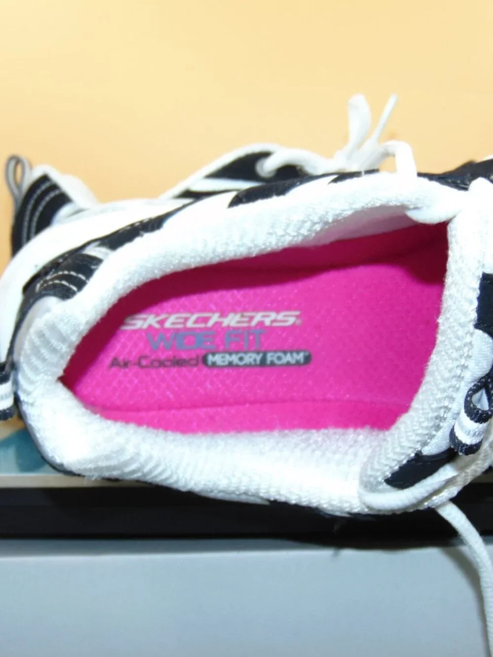 Skechers featuring womens